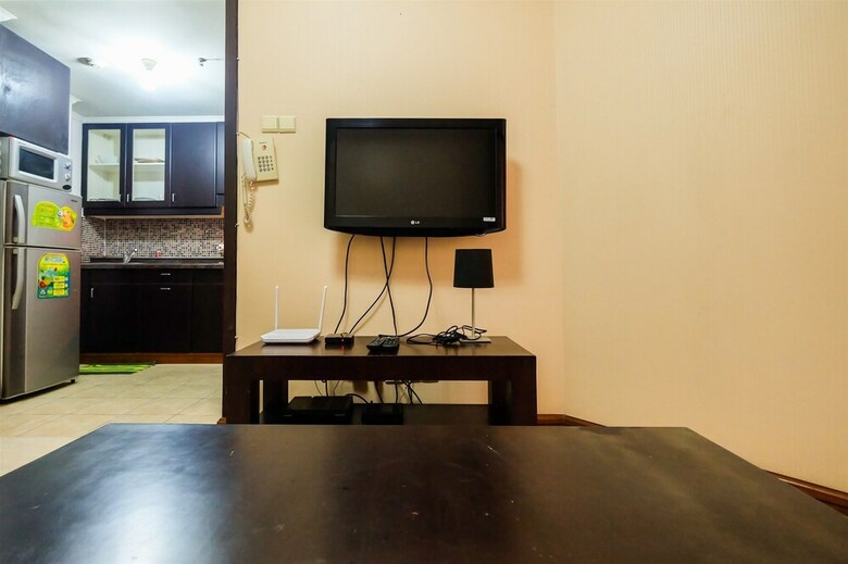 Elegant Minimalist 1br Puri Imperium Apartment