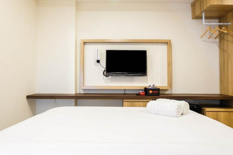 Modern Elegant Studio Grand Kamala Lagoon Apartment