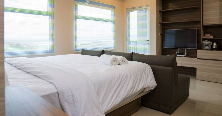 Spacious Studio Apartment At Grand Asia Afrika