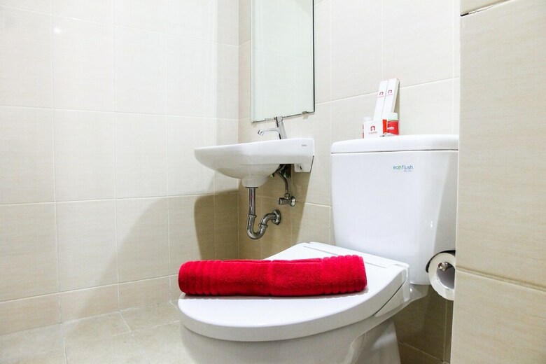 Brand New Studio The Oasis Apartment