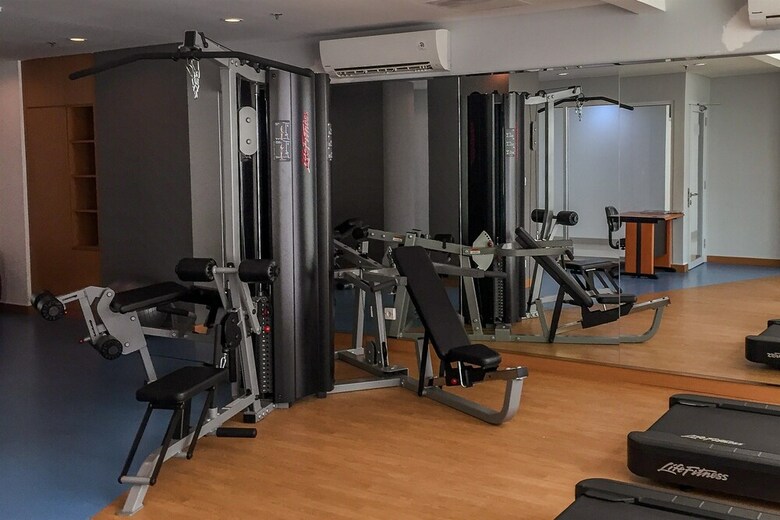 3br Apartment For 6 Pax At Gallery West Residence