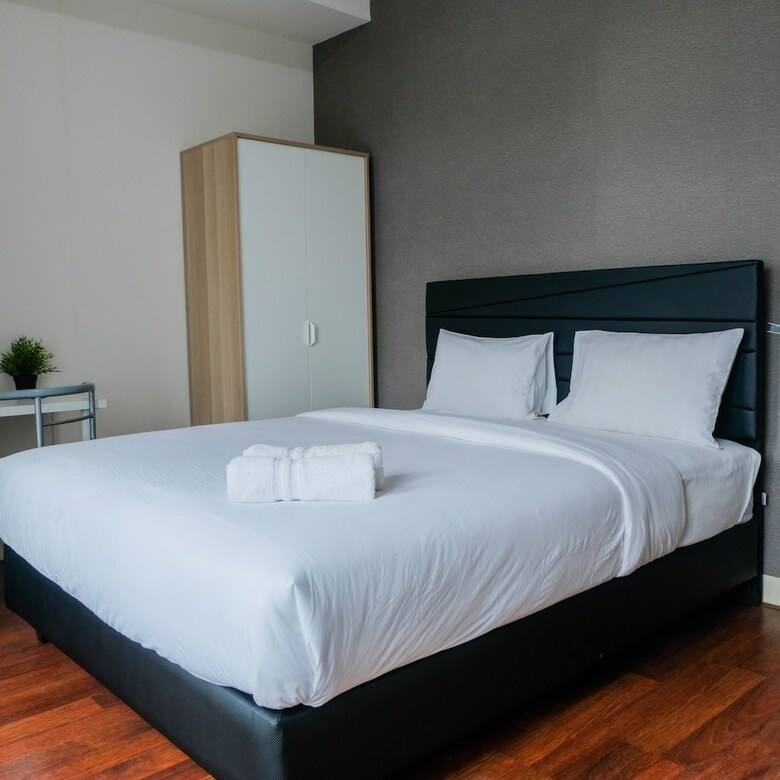 Tree Park Studio Apartment Near Ice Bsd