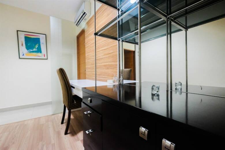 Best 3br Apartment At Hampton's Park