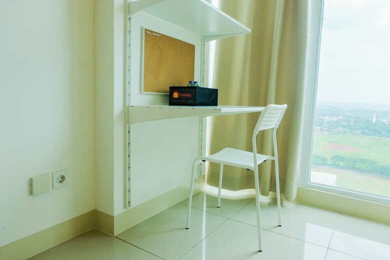 Tree Park Studio Apartment With Sofa Bed