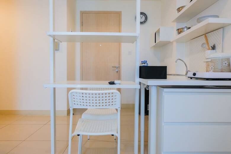 Scandinavian Style Studio Apartment Tree Park Bsd