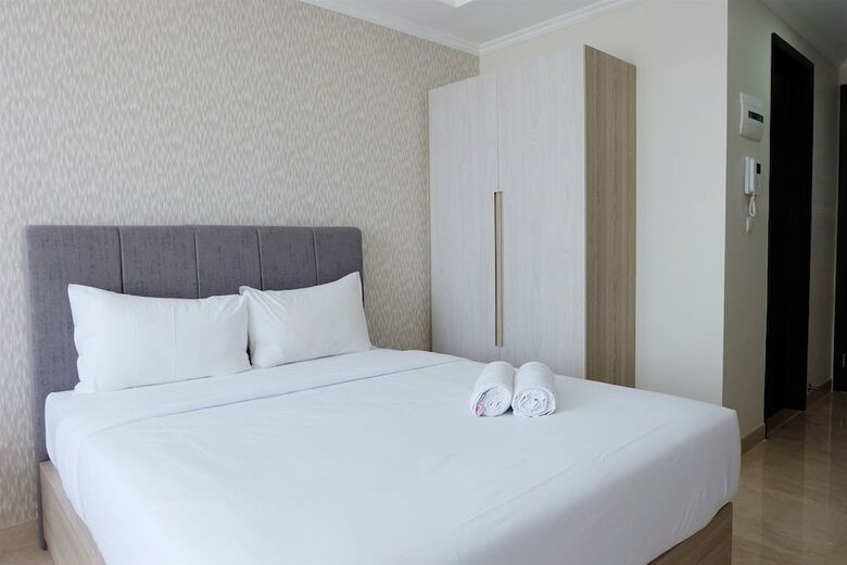 Comfy Studio Menteng Park Apartment