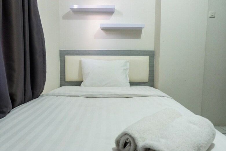 Minimalist 2br Pancoran Riverside Apartment