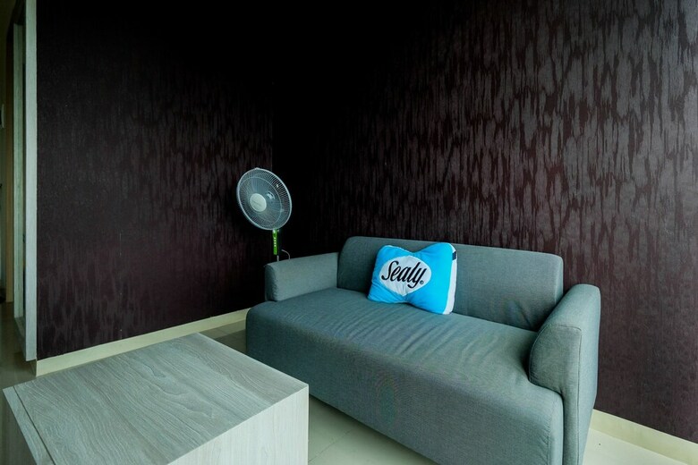 Spacious Studio Tree Park Apartment