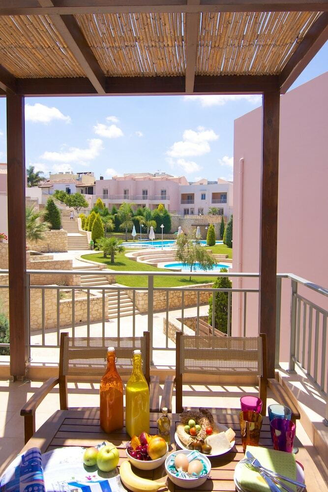Apartamentos Loutra Resort