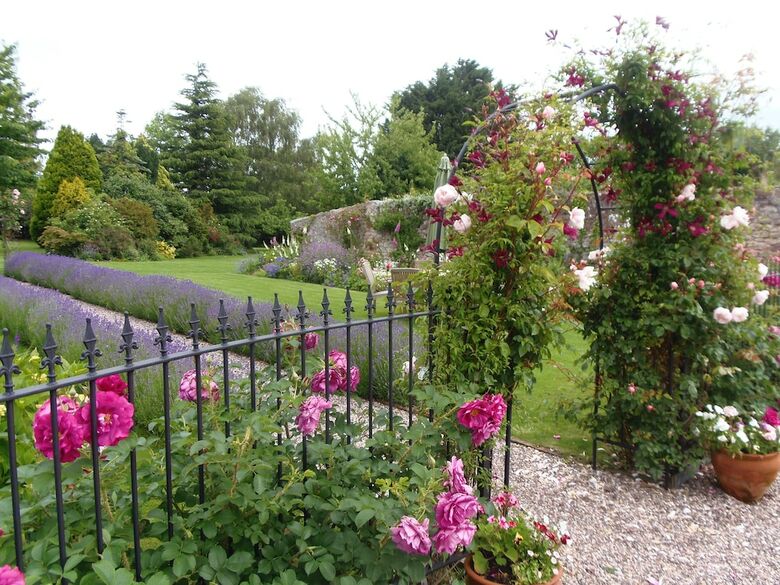 Garden Wing