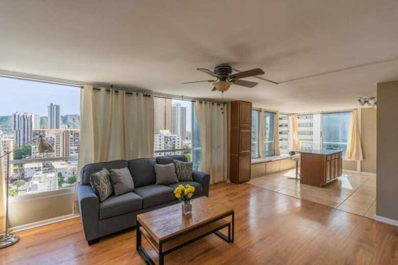 Waikiki Townhouse #1604