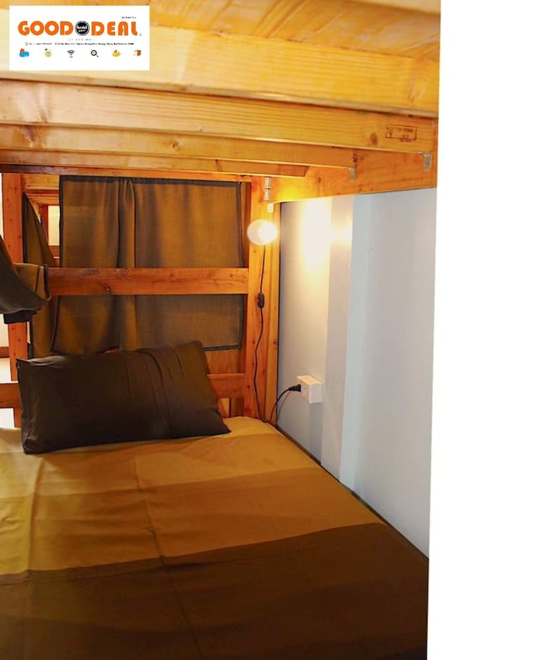 Hostal Good Deal Hostel
