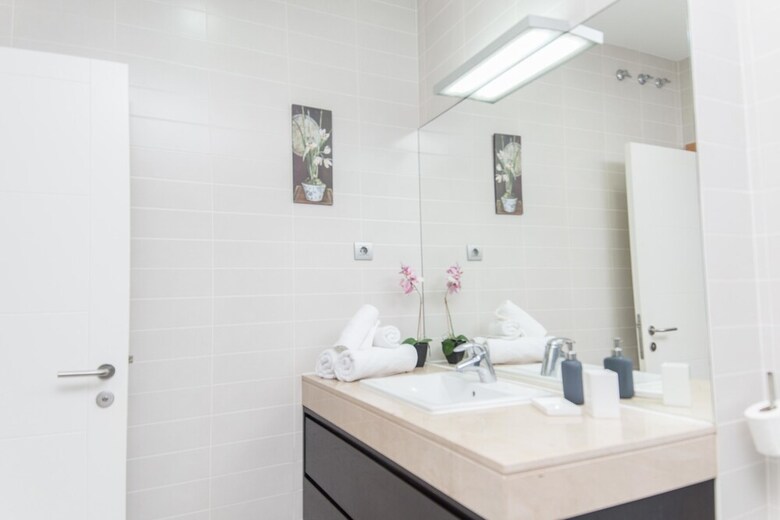 Lightbooking - Villa Salobre With Swimming Pool