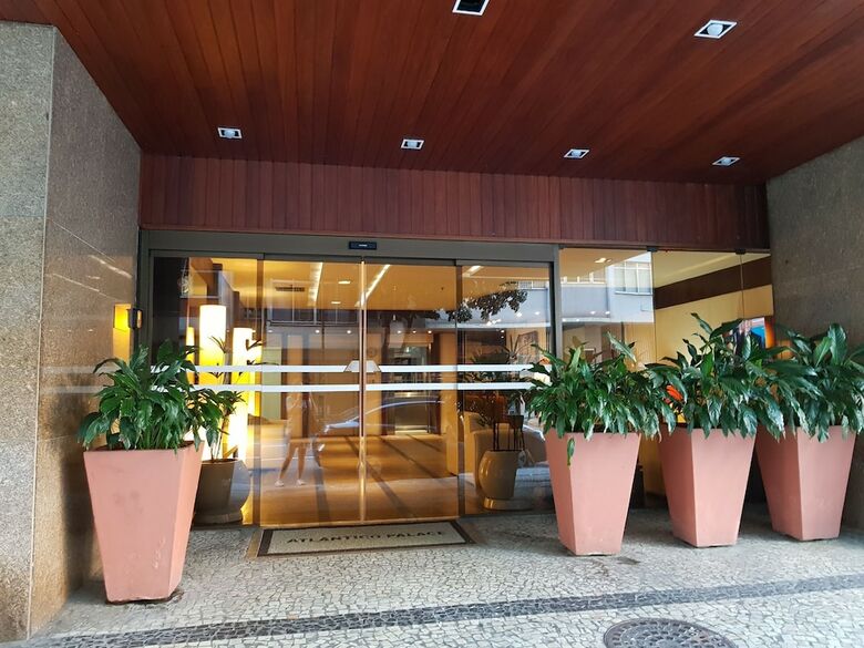 Apartamentos Amplo Im�vel Copa Posto 6 - Piscina