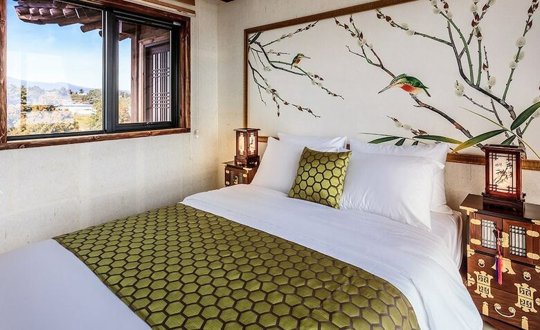 Jeju Hanok Hotel Hallagung