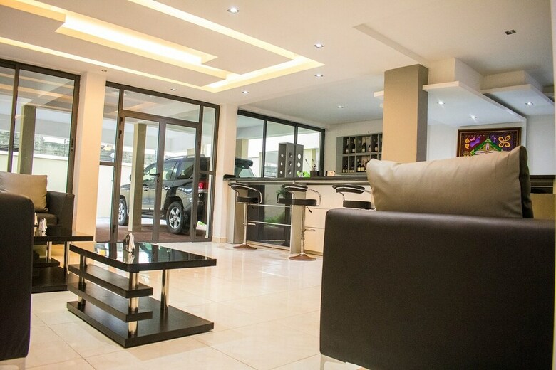 Hotel Ziroc Residence