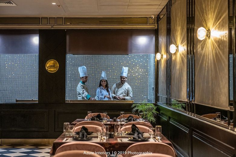 Hotel Clarks Inn Suites Raipur