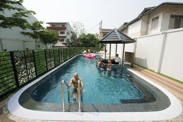 Urbanite Hotel