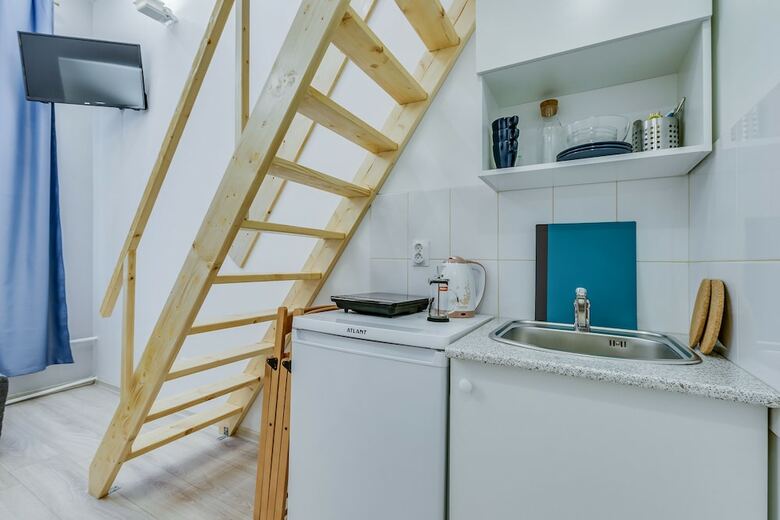Tomi Apartments