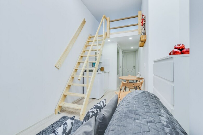 Tomi Apartments