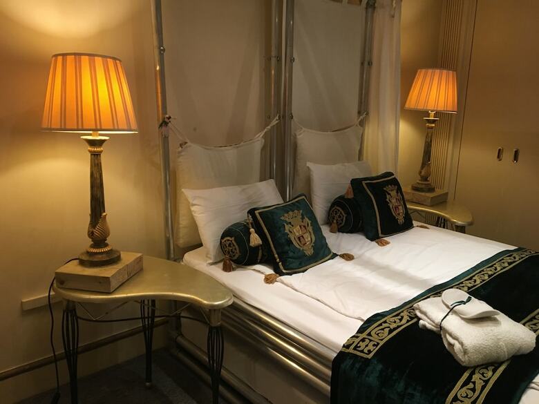 Hotel London Lodge