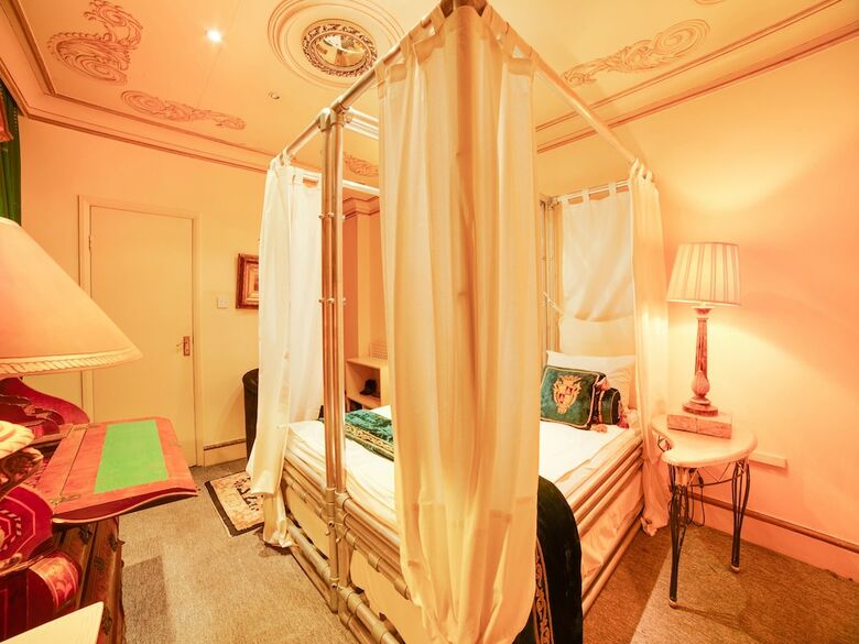 Hotel London Lodge