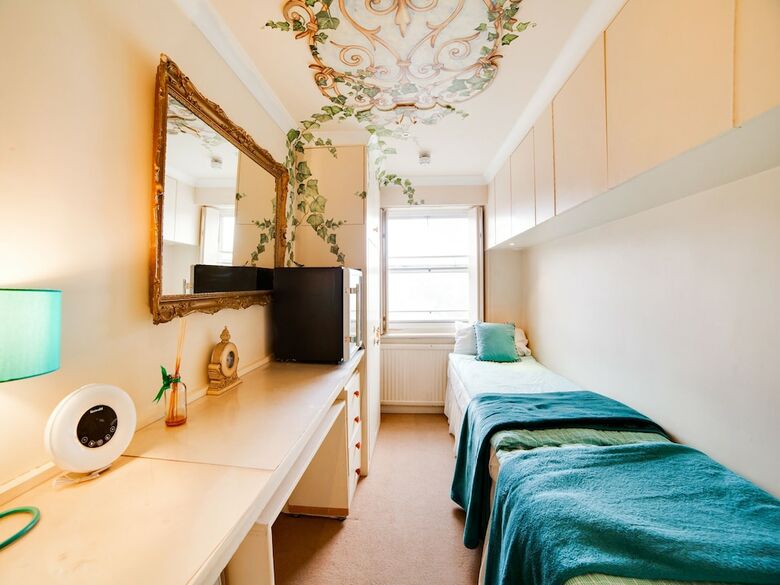 Hotel London Lodge