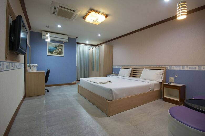 Khon Kaen Ruenrom Hotel
