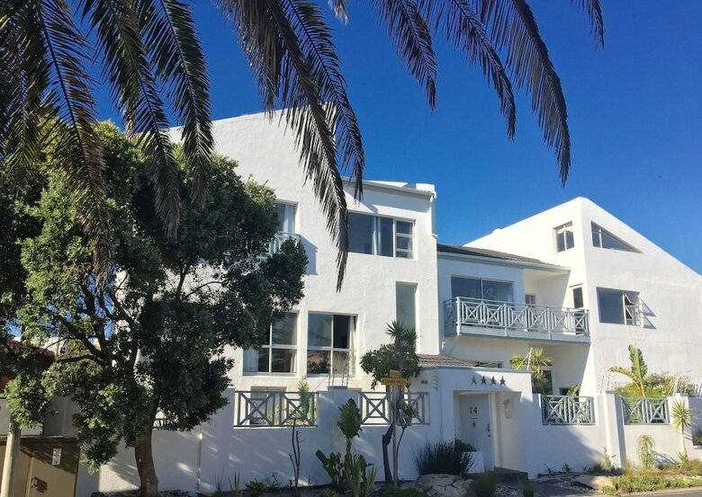 Hotel 5 Options - Guest House