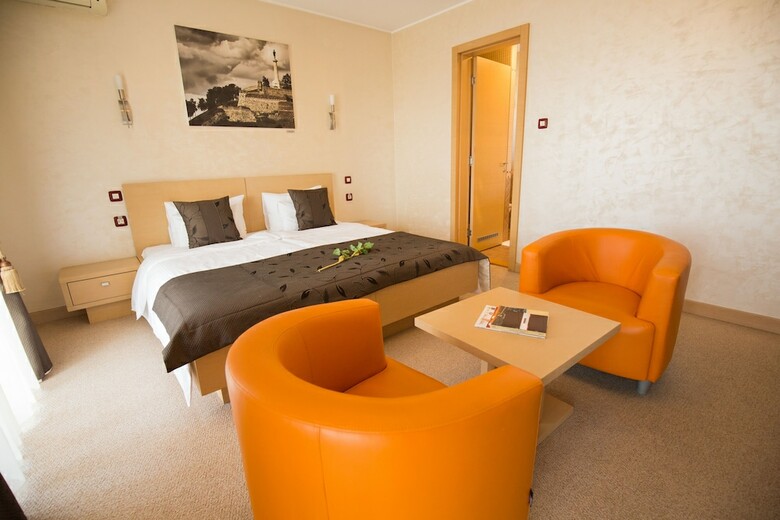 Euro Garni Hotel