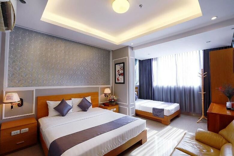 Lucky Star Hotel 266 de Tham