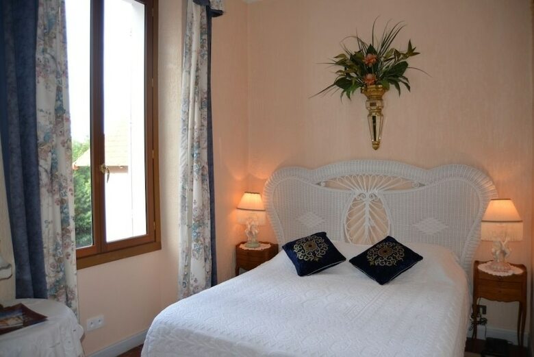 Hotel Ch�teau de Me�-l�s�