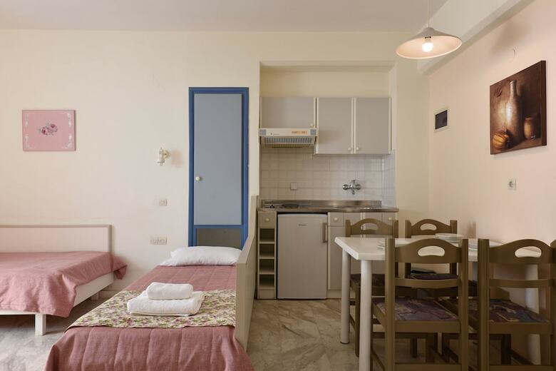 Aparthotel Ariadne Hotel Apartments & Suites