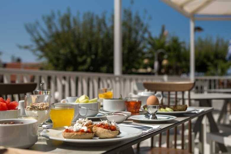 Aparthotel Ariadne Hotel Apartments & Suites
