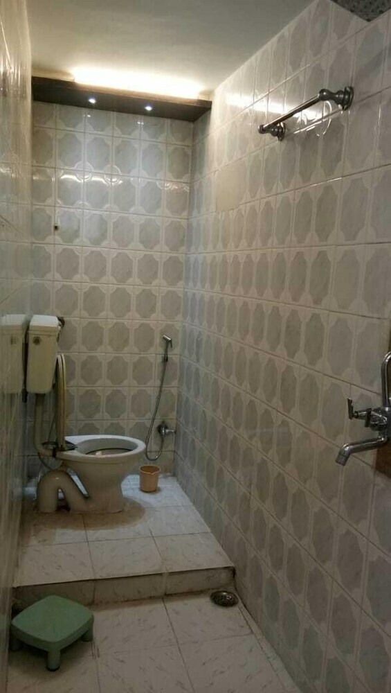 Hotel Aashirwad Paying Guest House