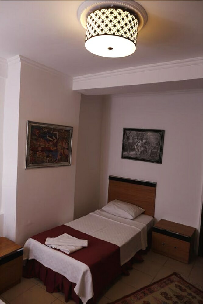 Can Hotel