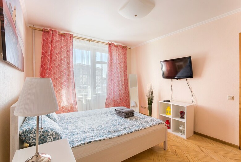 Apartment On Peschanaya 6