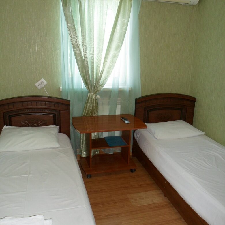 Hotel Guest House Arev