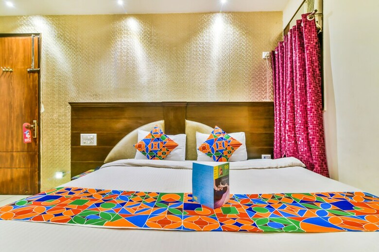 Fabhotel Le Grand