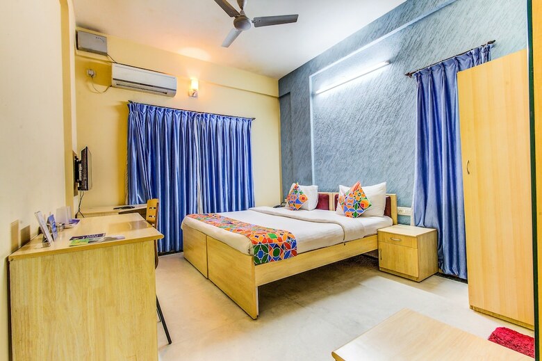 Hotel Fabexpress Maple Green Suites