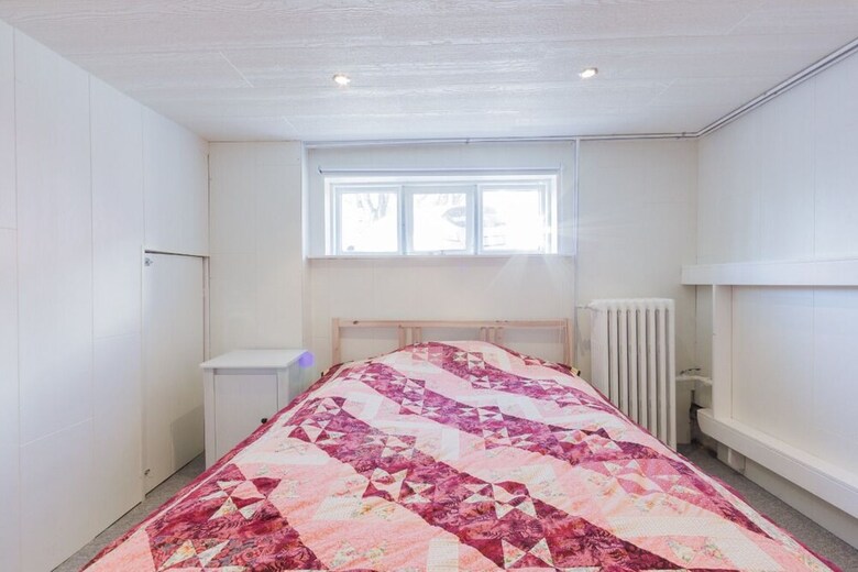 Apartment B4
