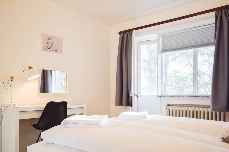 Apartment S33