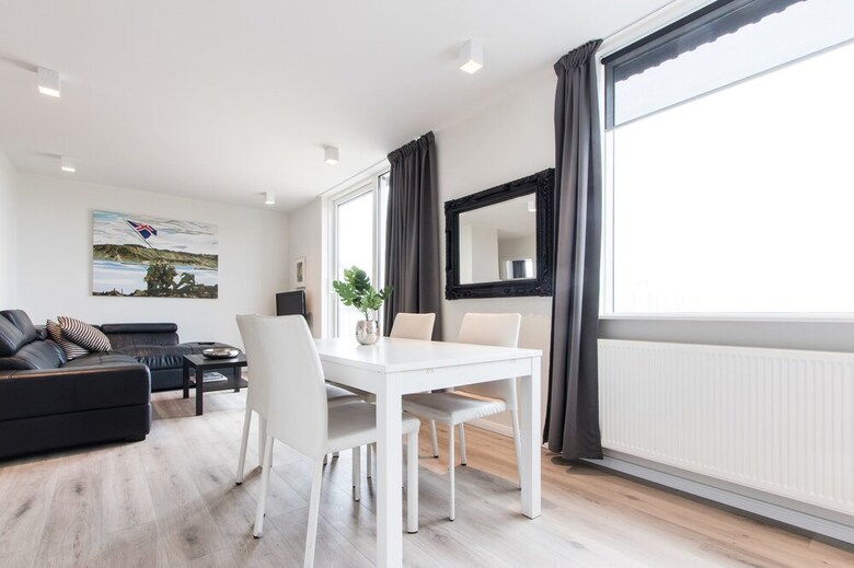 Apartment V13
