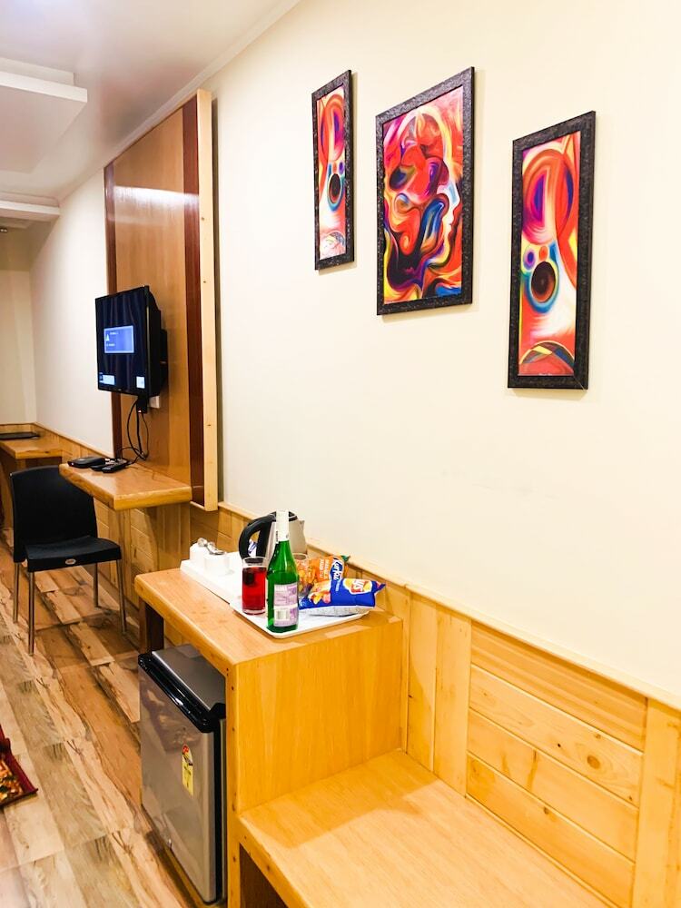 Hotel Sanobar The Samita Grand