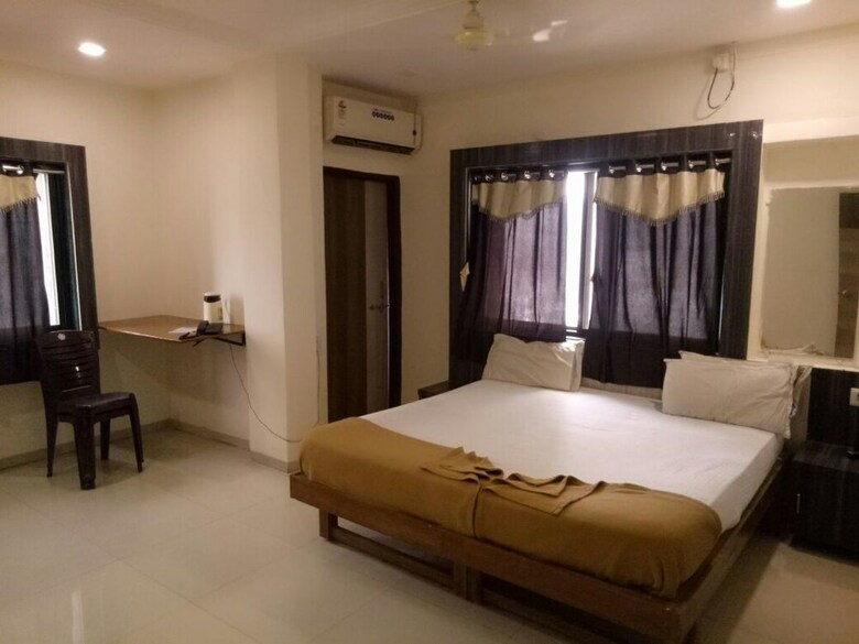 Hotel Jk Rooms 133 Ankleshwar Gidc