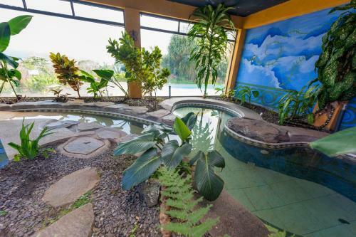 Lake Arenal Hotel And Microbrewery