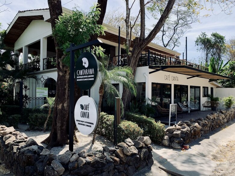 Hotel Cantarana