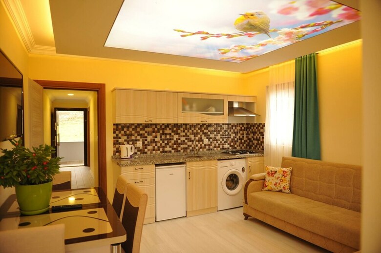 Ozbek Suit Hotel