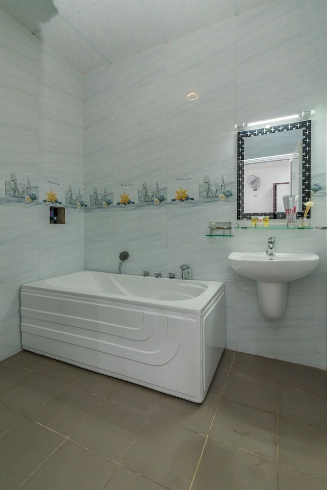 Oyo 186 Ruby Hotel
