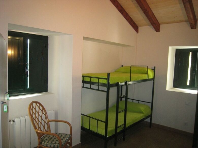 Hostal Albergue Oasis
